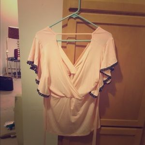 Venus Peach v neck top with tie detail NWOT
